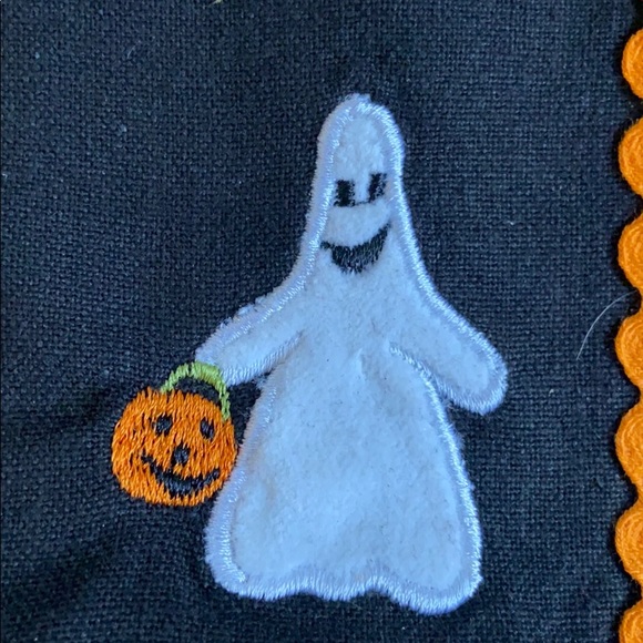 NWT Set of 4 Halloween napkins - Picture 3 of 3